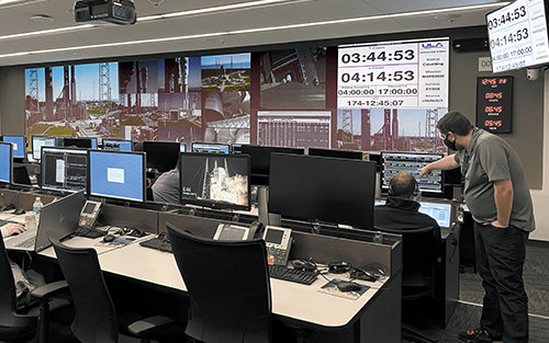 Extron Quantum Ultra Drives Multiple Videowalls at United Launch Alliance