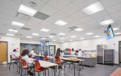 Extron AV Technology Helps Oakland Community College Train Michigan's Next Generation of Top Chefs