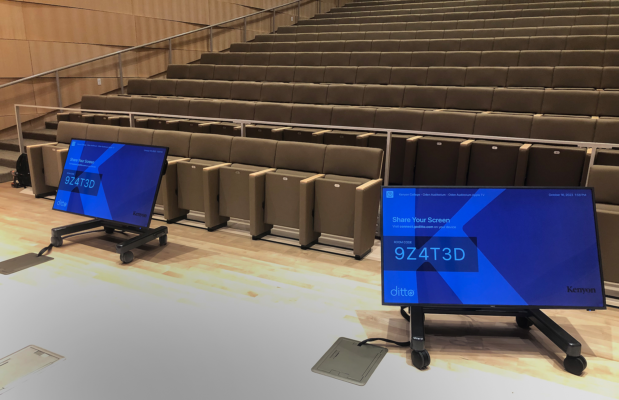 In Oden Hall, one or more displays on mobile carts can be connected through NAV scaling decoders, serving as the presenter’s confidence monitor or enhanced visibility for those seated in the front row.