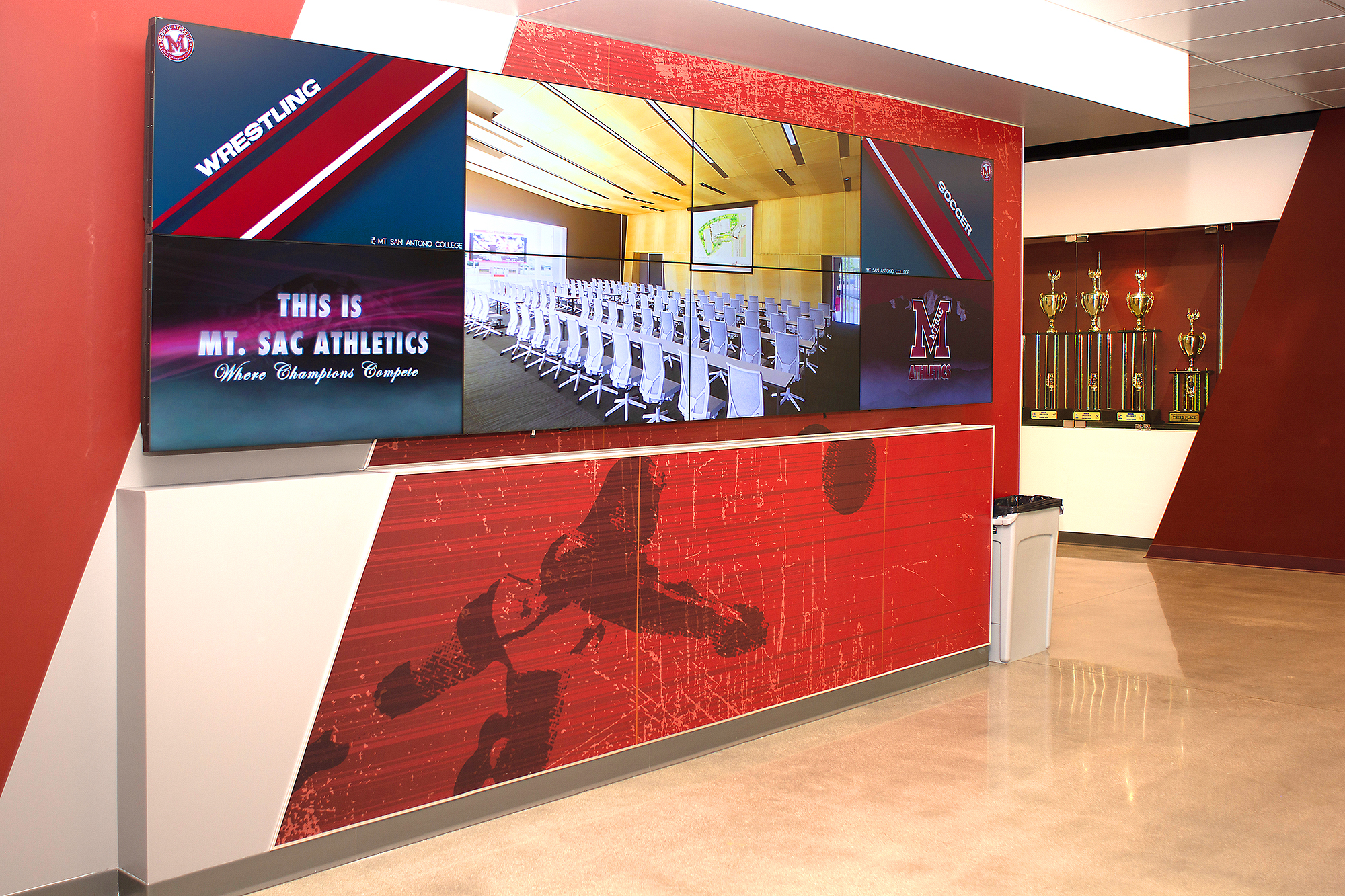 Greeting everyone to the Mt. SAC gymnasium and aquatics complex is a two-level videowall visible through the exquisite glass-walled lobby.