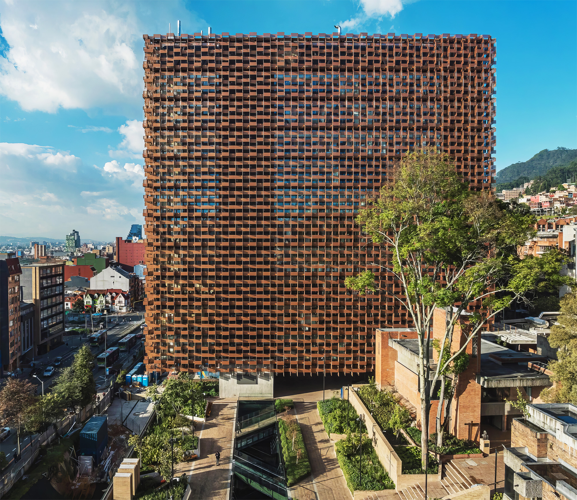 The Science Building shown here and the Engineering Building are two of the latest AV-rich additions to the PUJ Bogotá campus.