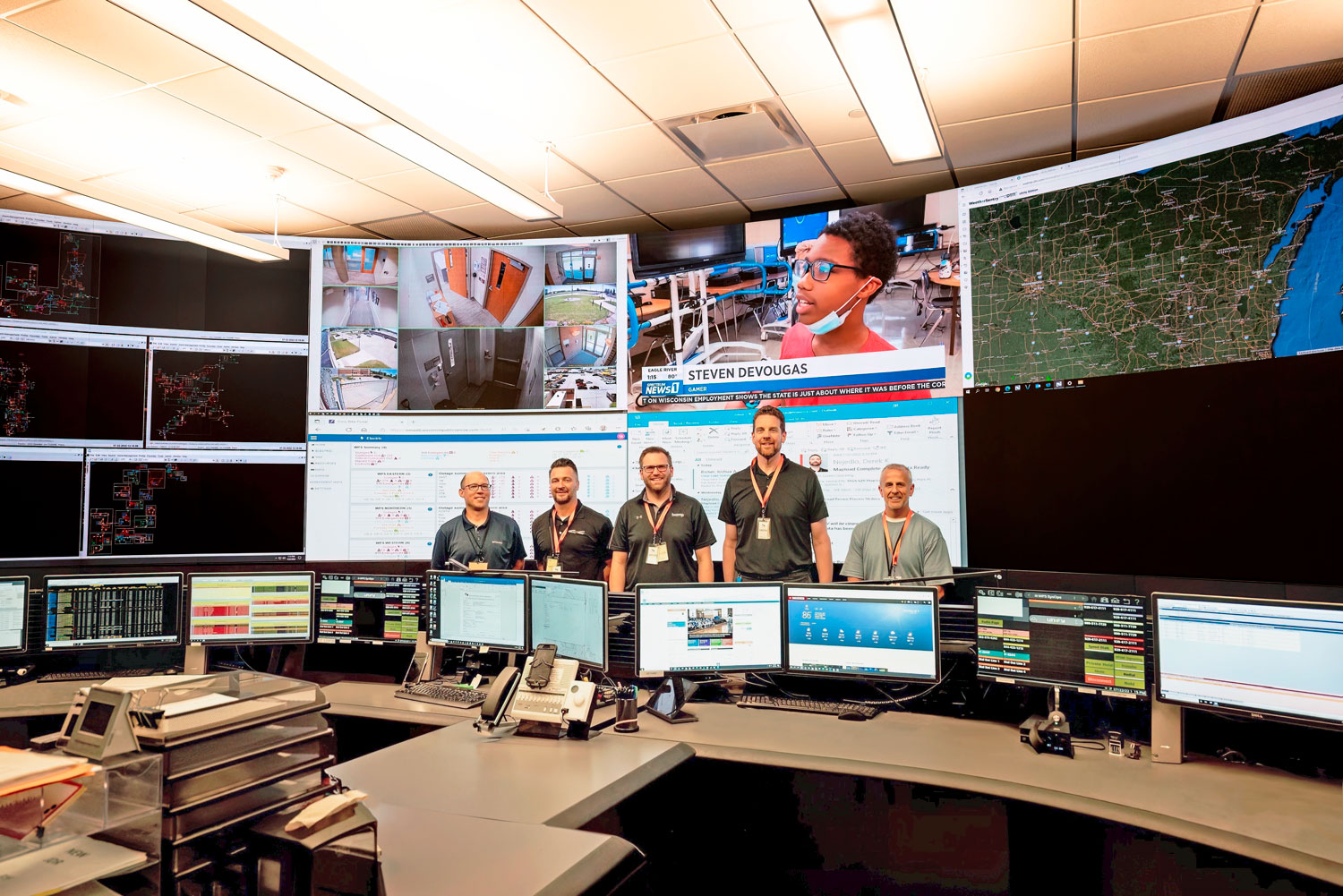 Thumbnail - For control, each operator workstation includes a PC loaded with Extron EMS Express Mobile Software that facilitates content selection and display in customized windows arranged across the videowall.