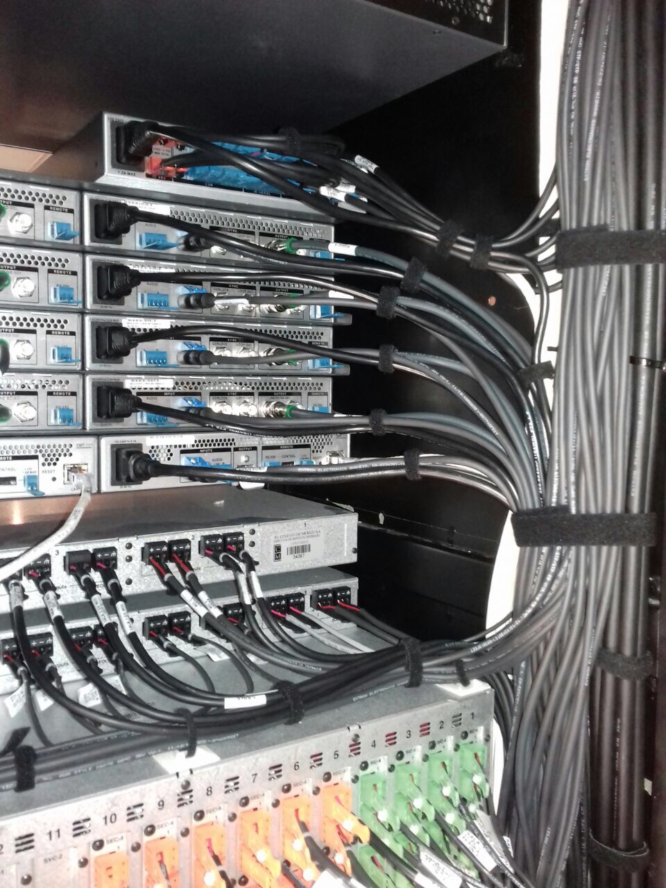 Extron XTP DTP 24 and STP20 shielded twisted pair cabling