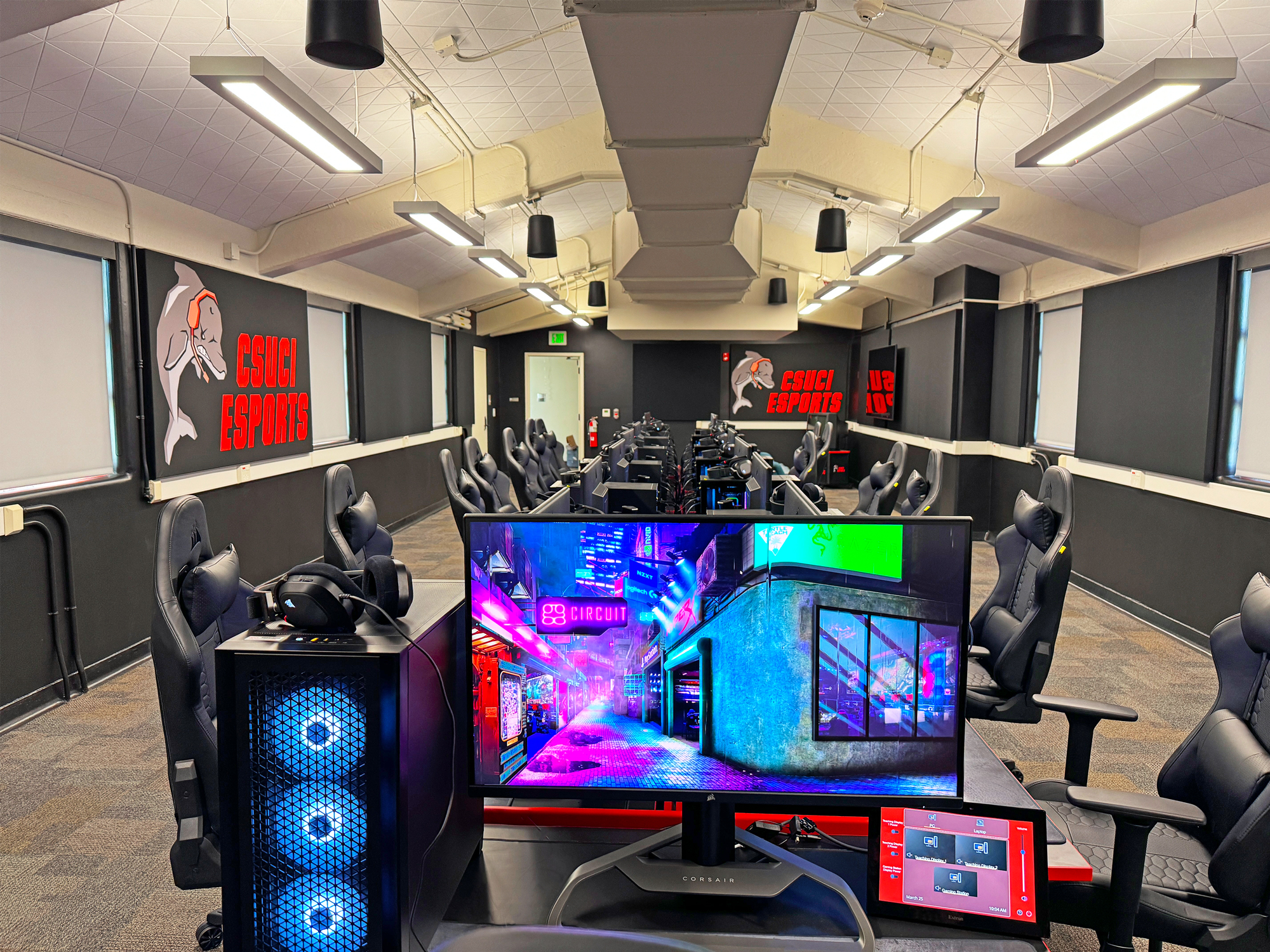 The Dolphins esports team at California State University Channel Islands (CSUCI) had been gaming in makeshift quarters for a number of years. A student-driven initiative resulted in the creation of a permanent esports lounge equipped with sophisticated computer, network, and audiovisual technology that can support the ultimate goal of competing in intercollegiate esports league tournaments.