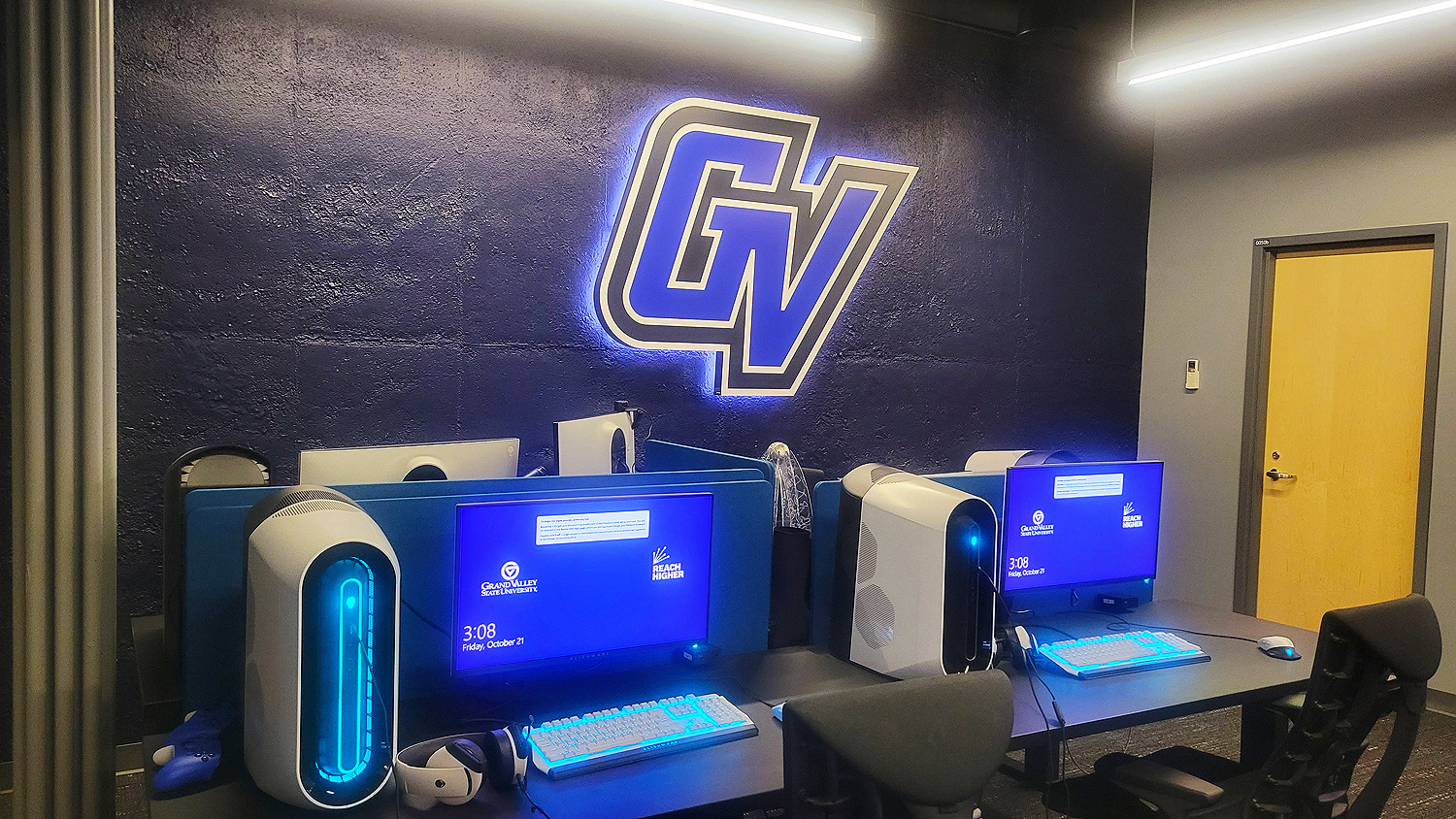 Thumbnail - Pods are arranged with between three and 10 gaming stations, allowing students to play head to head or within their own esports world.
