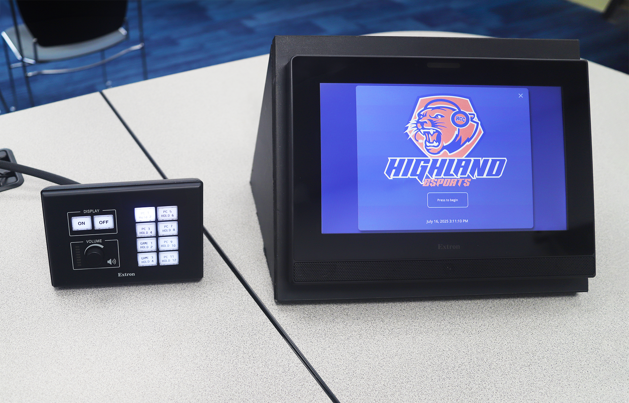 The original system included an EBP 200 button panel at the coach's desk, providing easy control of signal routing, audio volume annd more. A later system expansion added a 12″ Extron touchpanel.