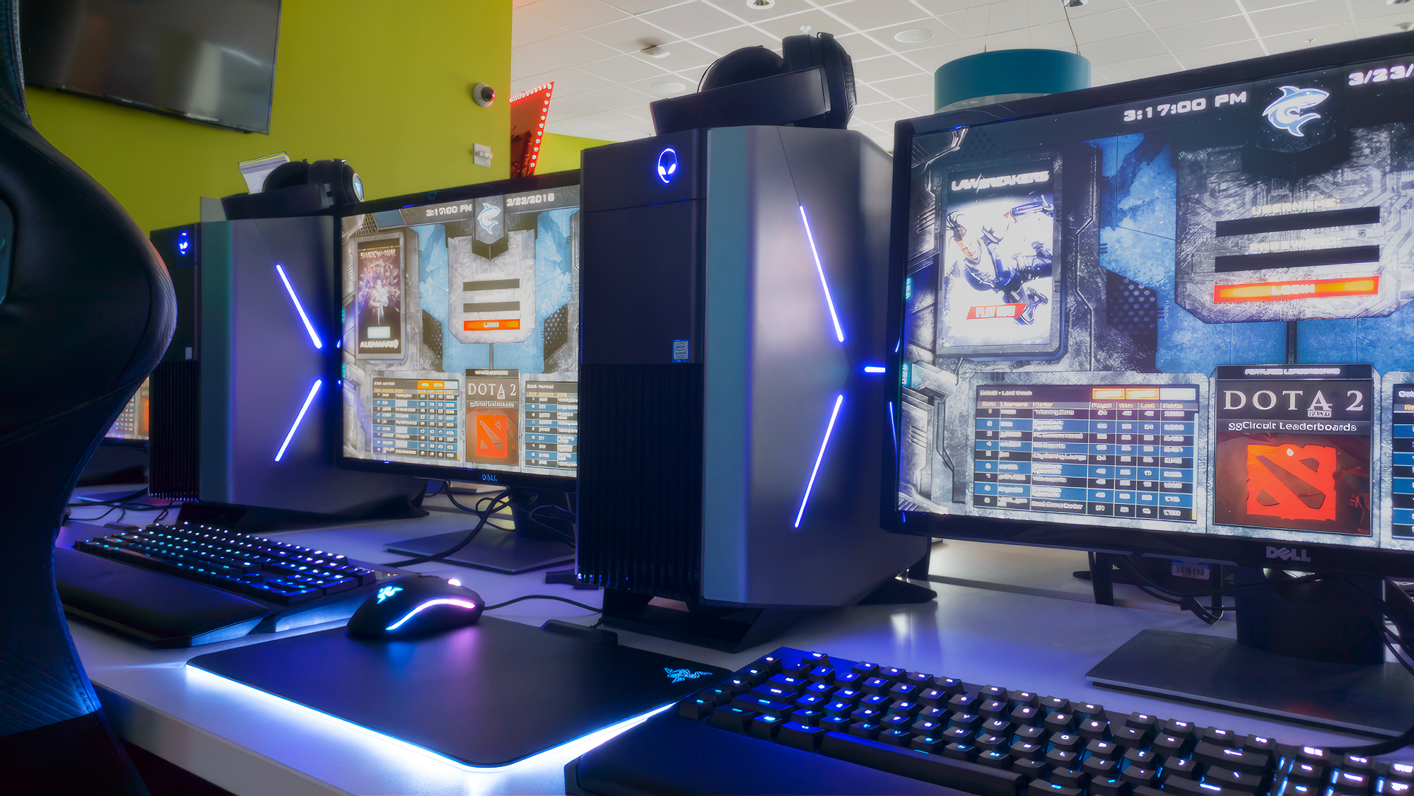 Twelve stations provide an ASUS Eye Care Gaming Monitor and a Dell 4K Monitor, providing enhanced gaming for the players.