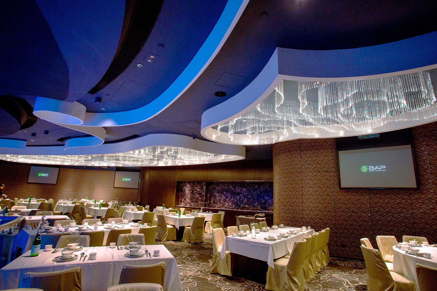 Haupt-Essbereich des Restaurants Neptun