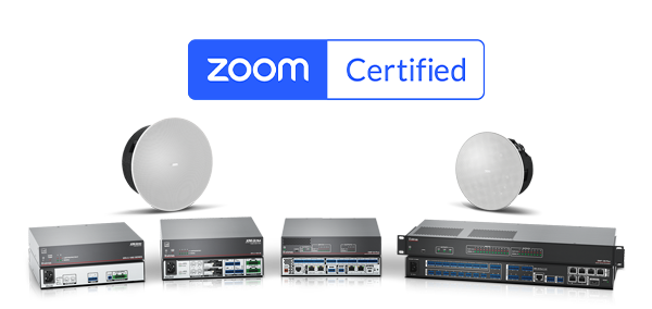 Équipement audio Extron avec logo Zoom